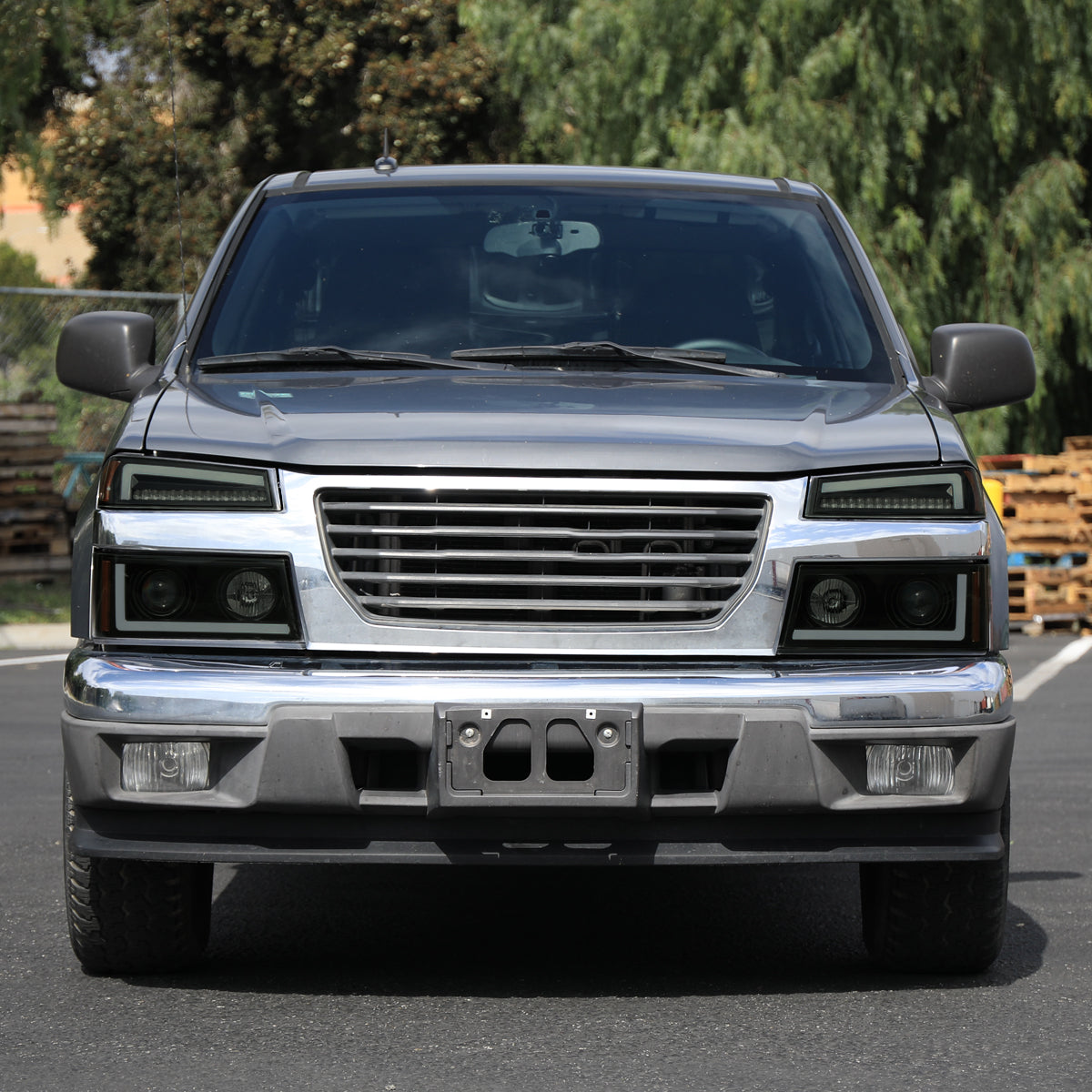 Spec-D 08 Colorado GMC Canyon Pro black headlights