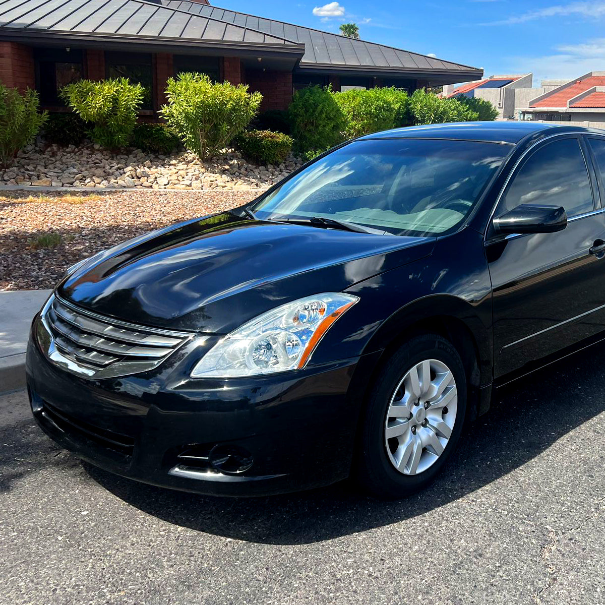 Spec-D 11 Nissan Altima 4DR OE driver-side headlights