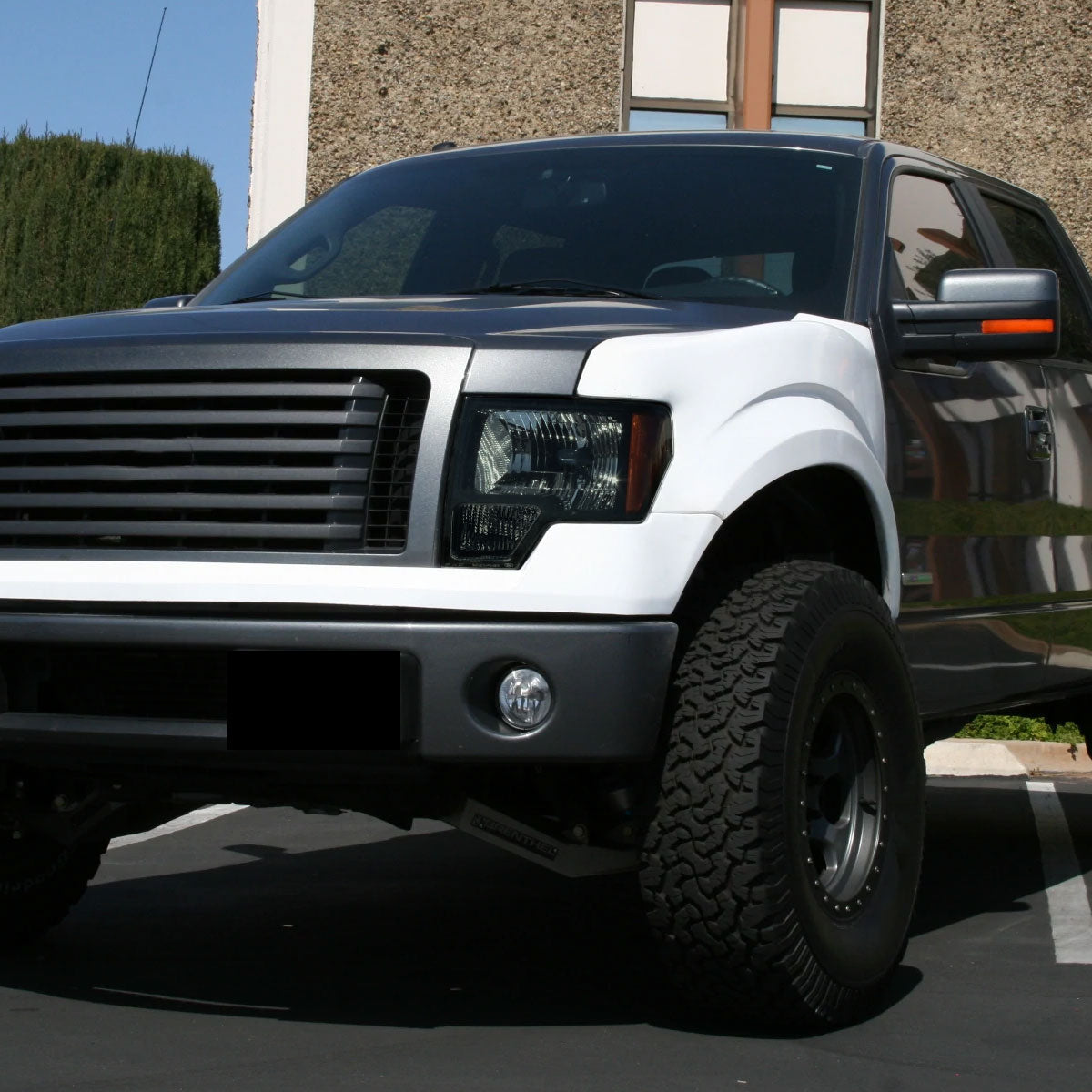 Spec-D 13 Ford F-150 OE black headlights