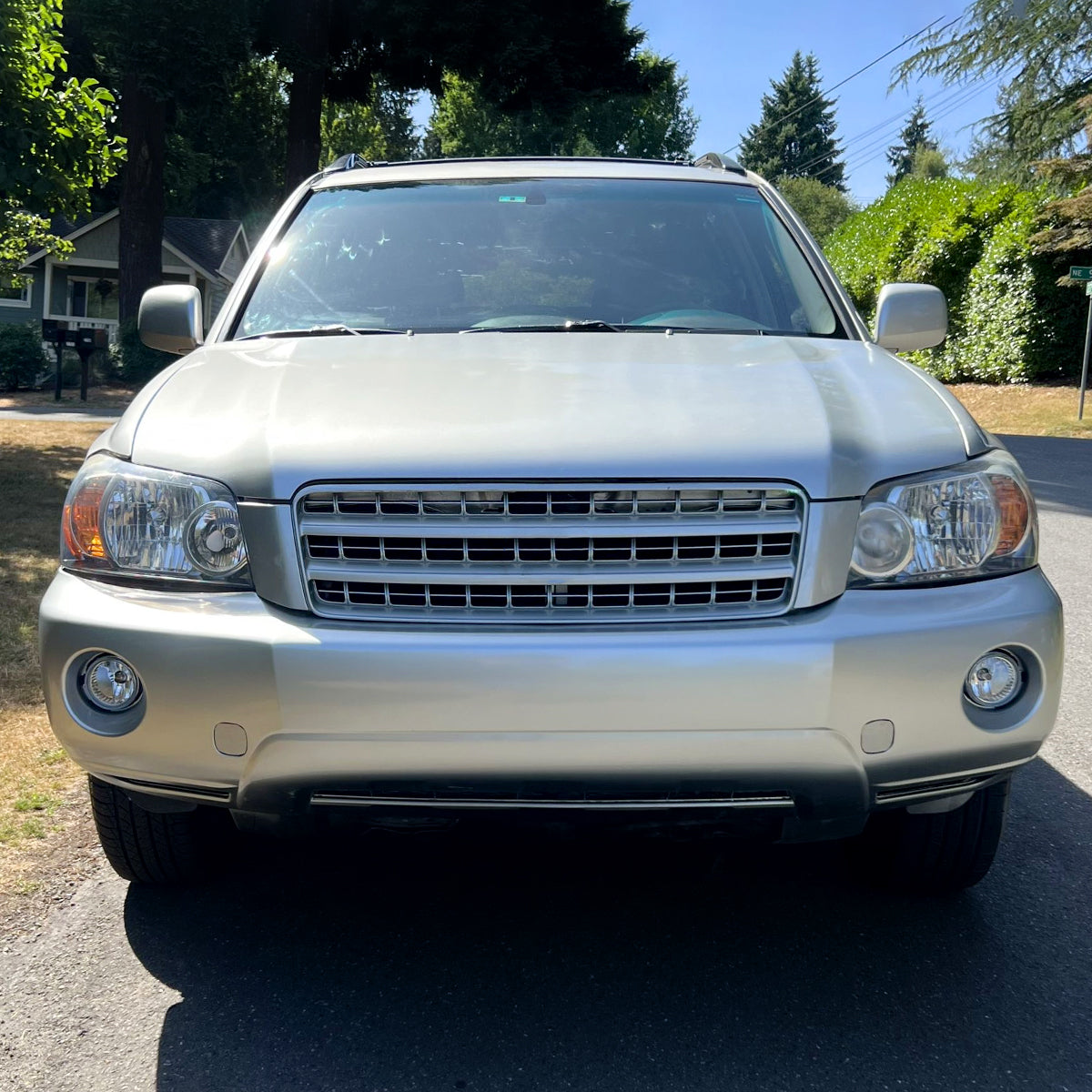 Spec-D 04 Highlander Factory chrome headlights