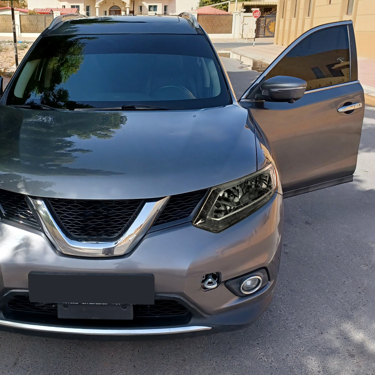 Spec-D 15 Nissan Rogue Strip OE chrome headlights