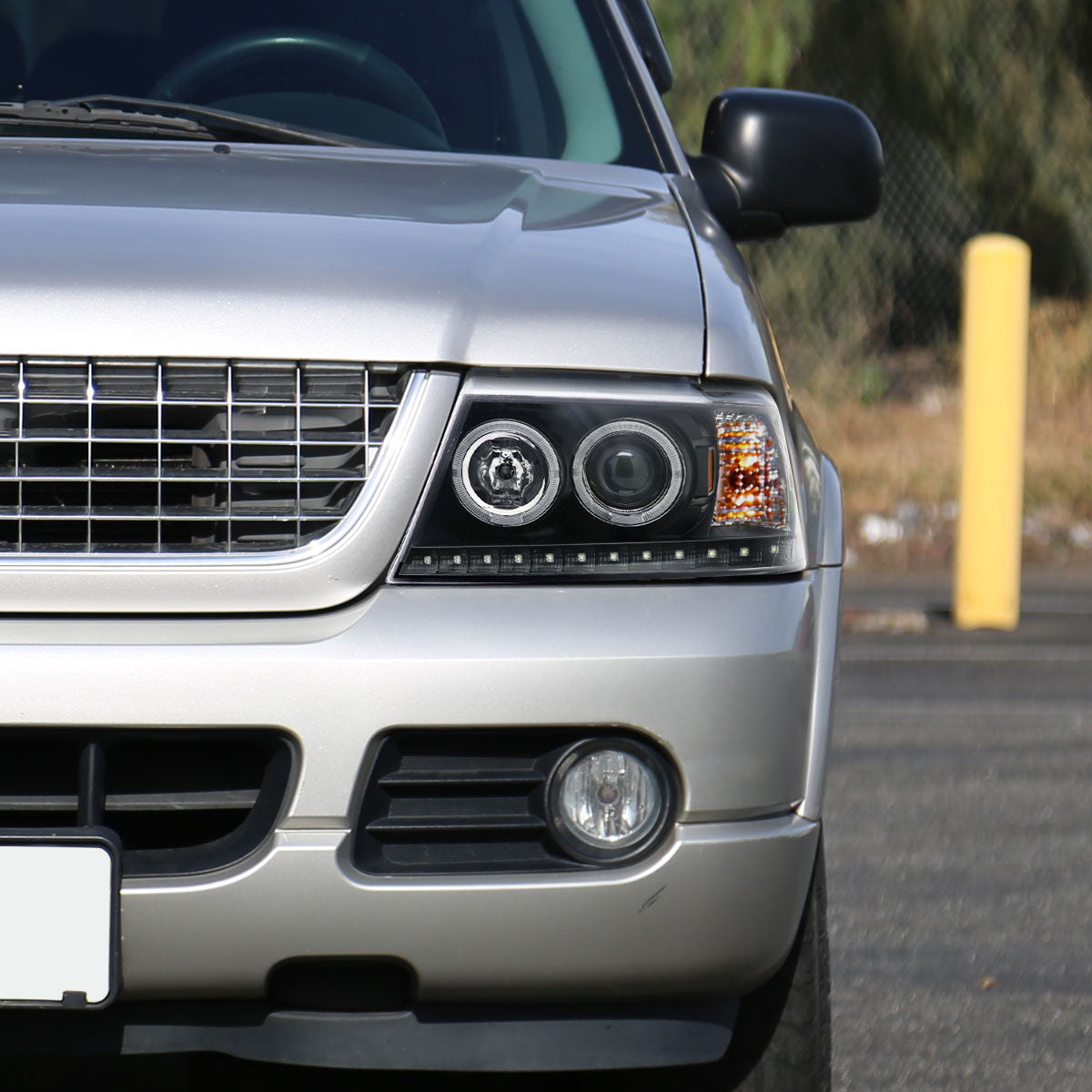 Spec-D 2002-2005 Ford Explorer Dual Halo Projector Black Headlights