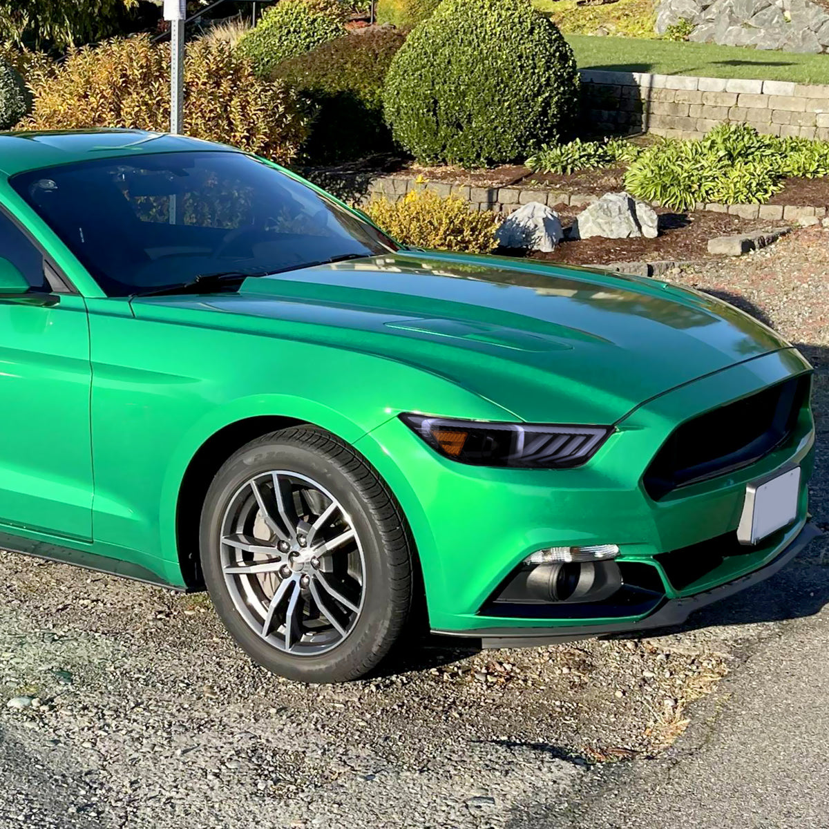 Spec-D 16 Ford Mustang HID-Type Pro black headlights