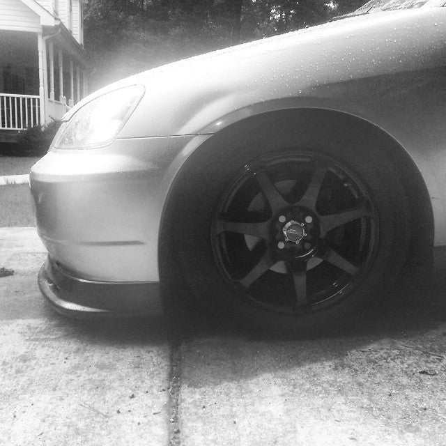 Displayed on Drag Dr-33 Wheels 14x5.5 4x100 4x114 Gloss Black Rims