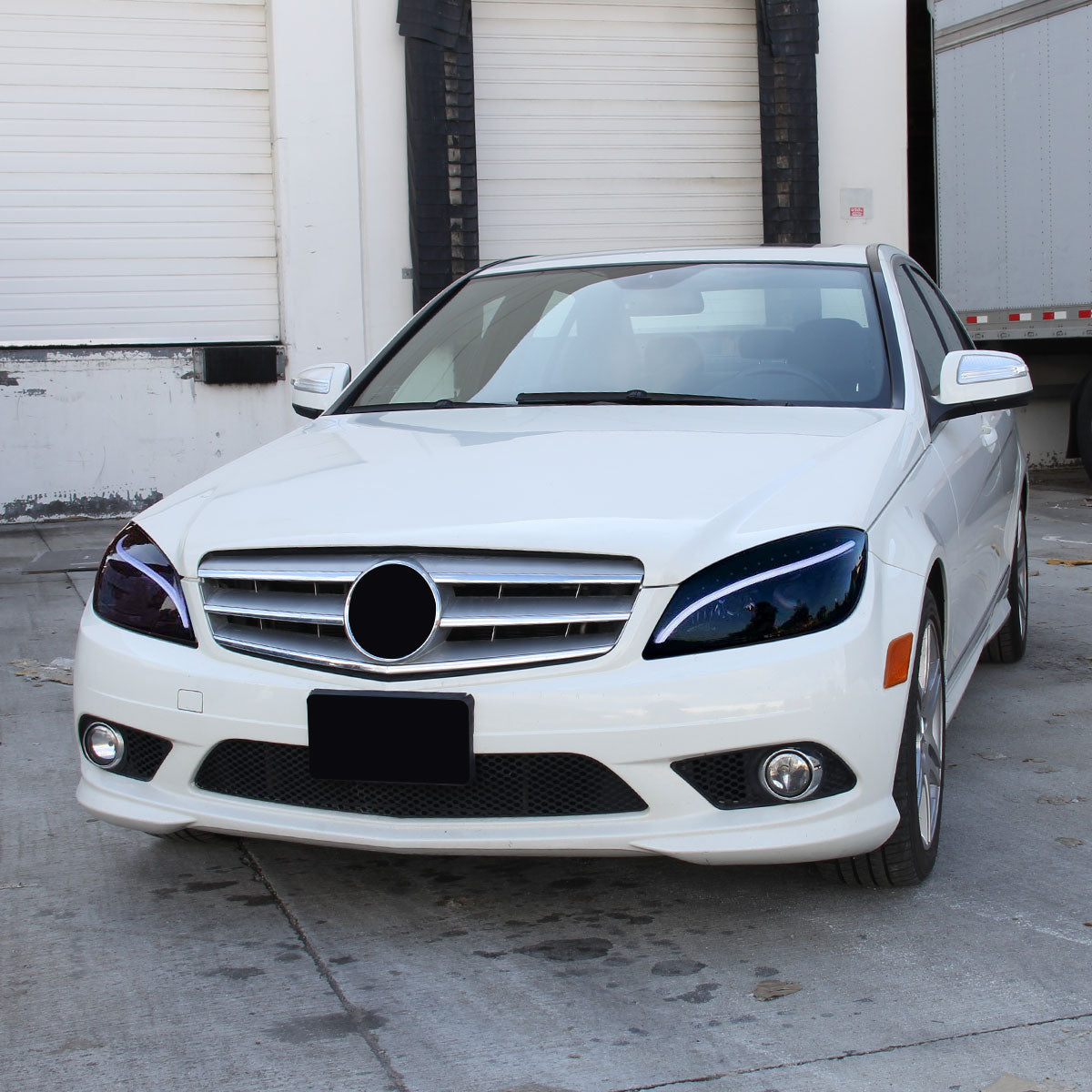Spec-D 08 Benz W204 C-Class black headlights