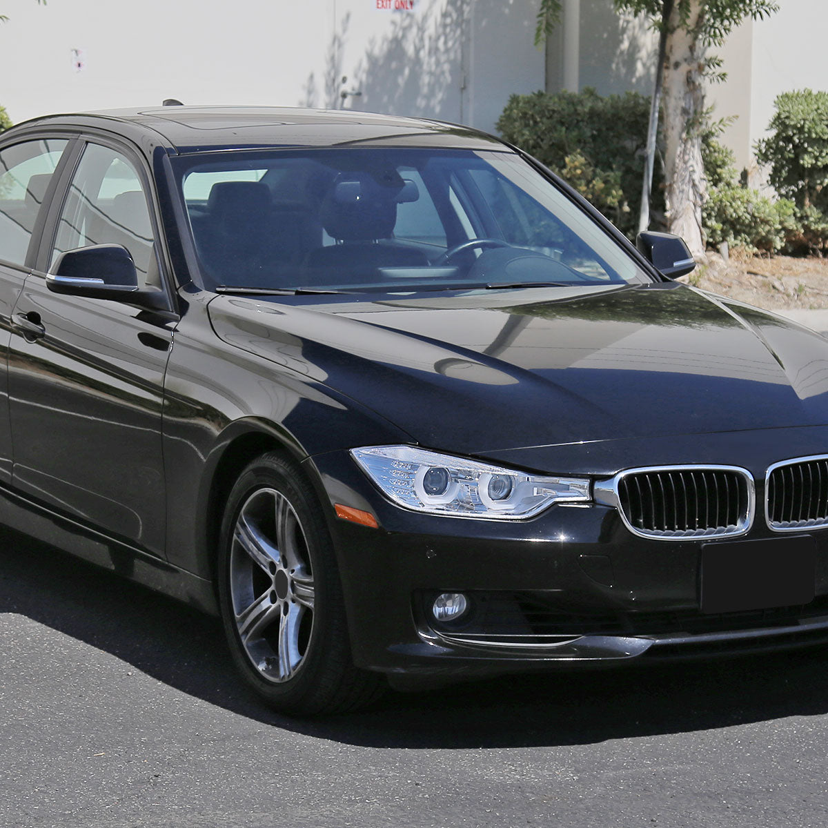 Spec-D 12 BMW F30 3-Series 4DR chrome headlights