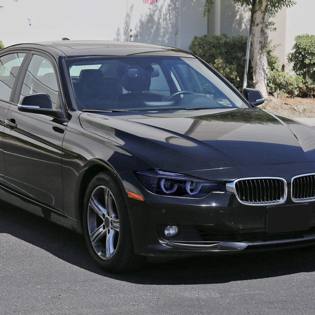 Spec-D 12 BMW F30 3-Series 4DR black Projector Headlights