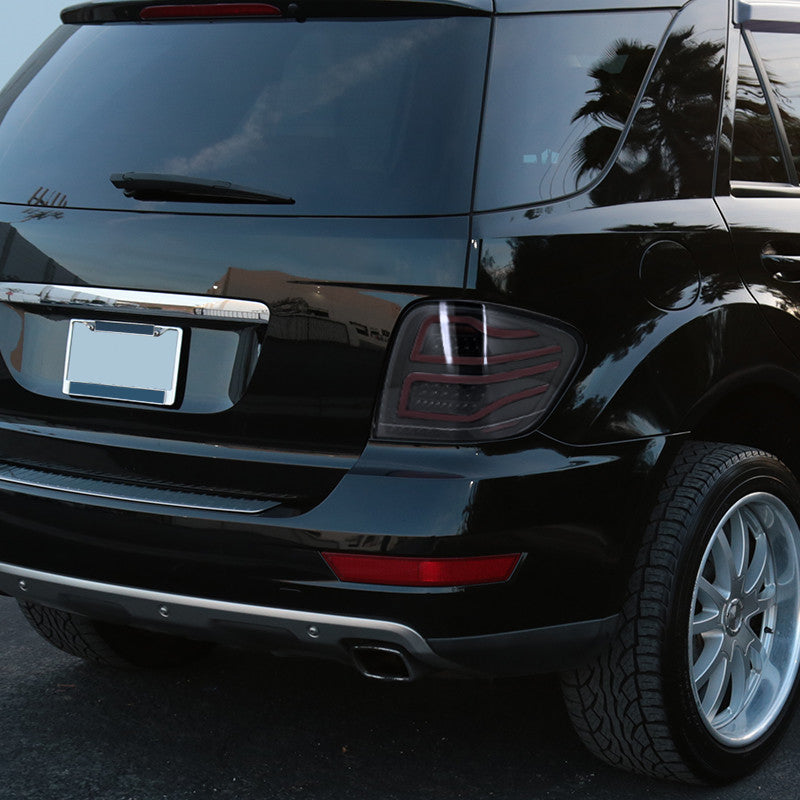 2006-2011 Mercedes M-Class Red Bar LED Spec-D Tail Lights Clear Lens