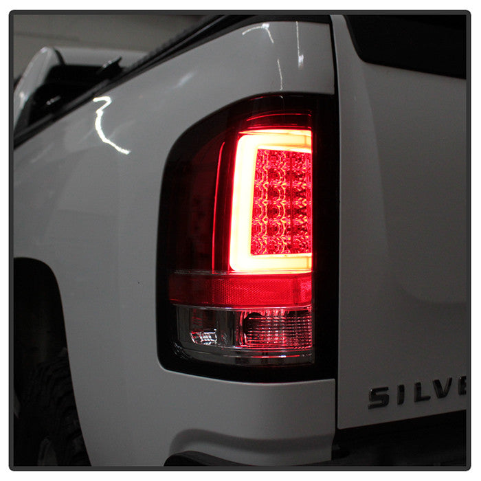 Spyder 07-13 Silverado V3 LED bar tail lights installed red