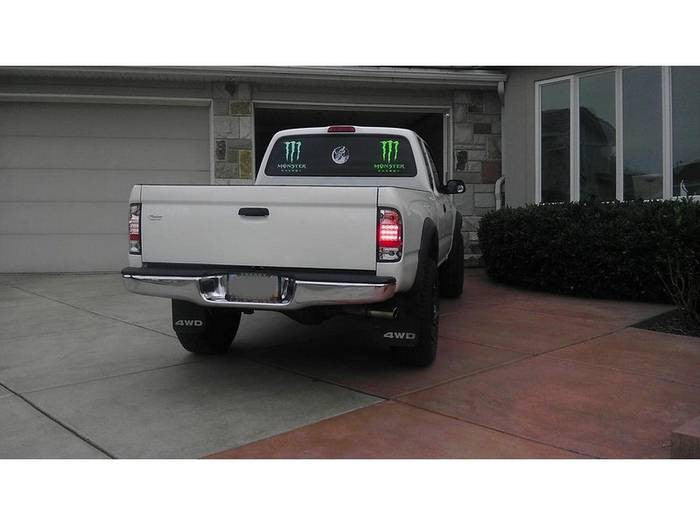 Toyota Tacoma 01-04 LED Tail Lights - Red Clear installed