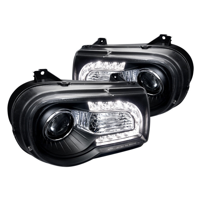 Spec-D 05-10 Chrysler 300C Projectory Black Headlights
