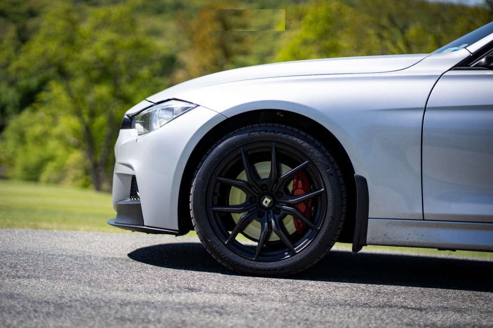 Dr67 18x8 installed on bmw 330I