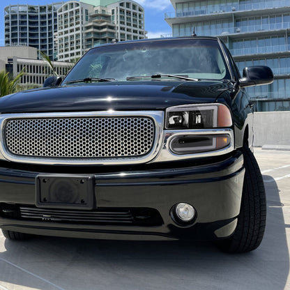Spec-D 1999-2006 GMC Sierra Denali/2007 Sierra Classic Denali/2000-2006 Yukon/XL Denali OE Style with LED Sequential Turn Signal Bumper Lights Black Headlights
