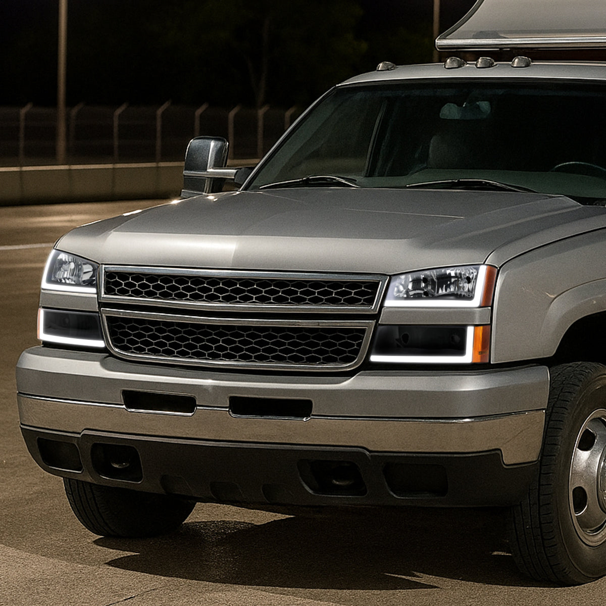 Spec-D 2003-2007 Chevrolet Silverado /2002-2006 Chevrolet Avalanche LED Bar OE Style Black Headlights