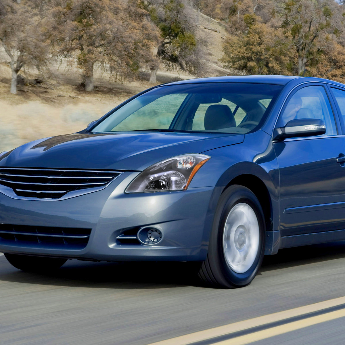 Spec-D 2010-2012 Nissan Altima 4DR OE Style Black Headlights