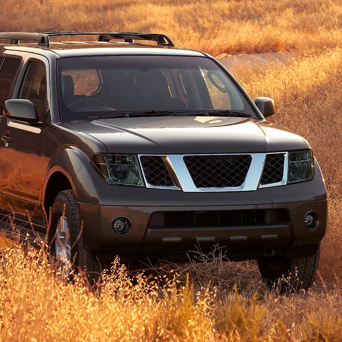 Spec-D 05 Frontier Pathfinder OE smoked headlights