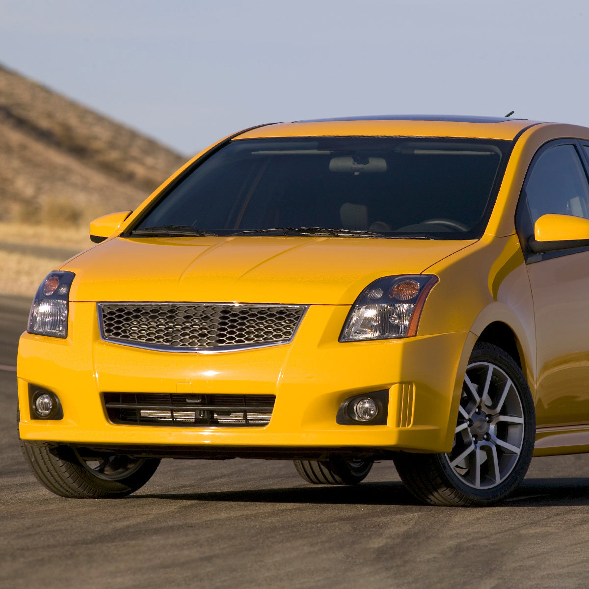 Spec-D 2007-2009 Nissan Sentra OE Style with Amber Reflector Black Headlights