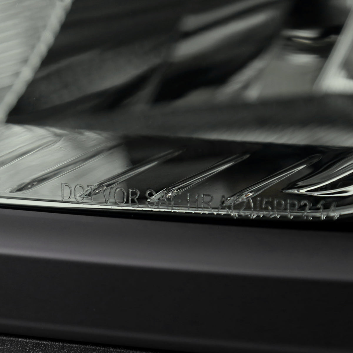 Spec-D 14 Silverado OE Blk Trim chrome headlights