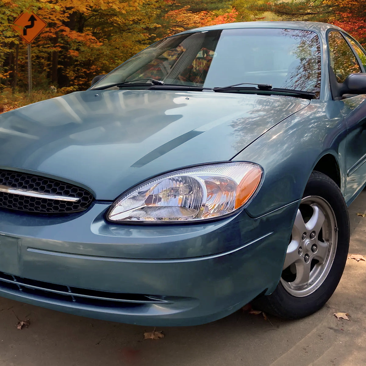 Chrome clear headlights Spec-D for 2002-2007 Taurus non-Centennial models