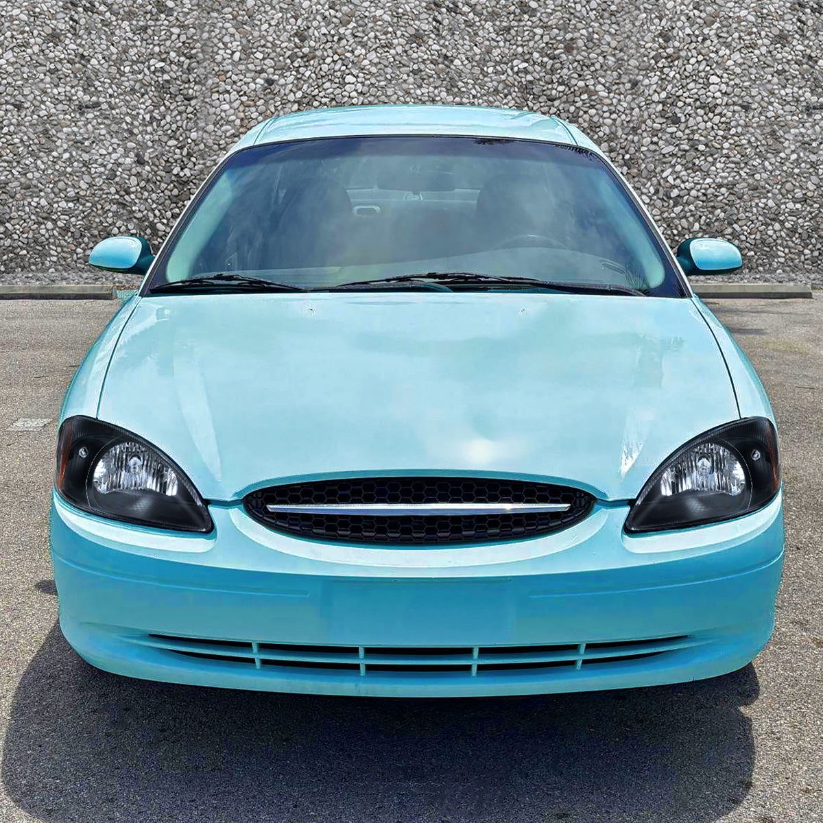 Black housing clear lens headlights for 2000-2007 Taurus Spec-D replacement