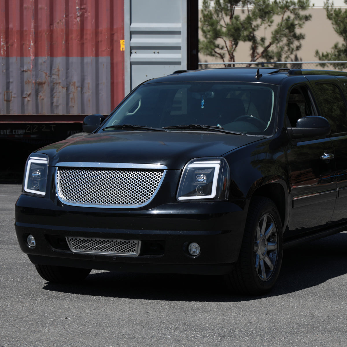 Spec-D 2007-2014 GMC Yukon/XL 1500/XL 2500 Switchback Sequential LED Turn Signal Projector Black Headlights