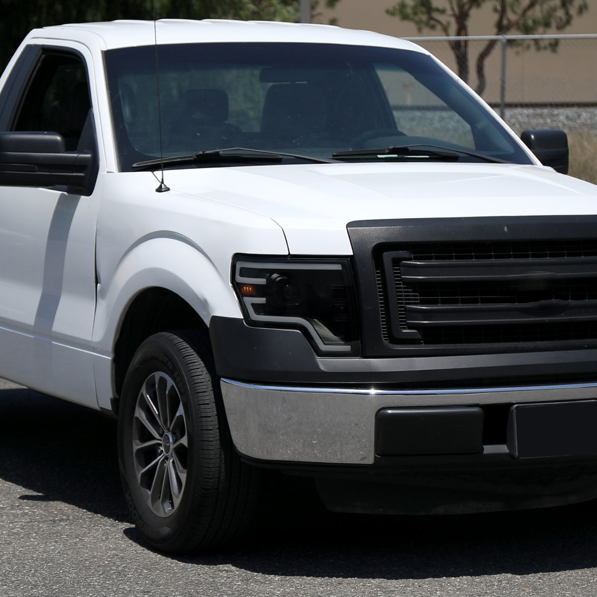12 Ford F-150 Spec-D black lighting upgrade
