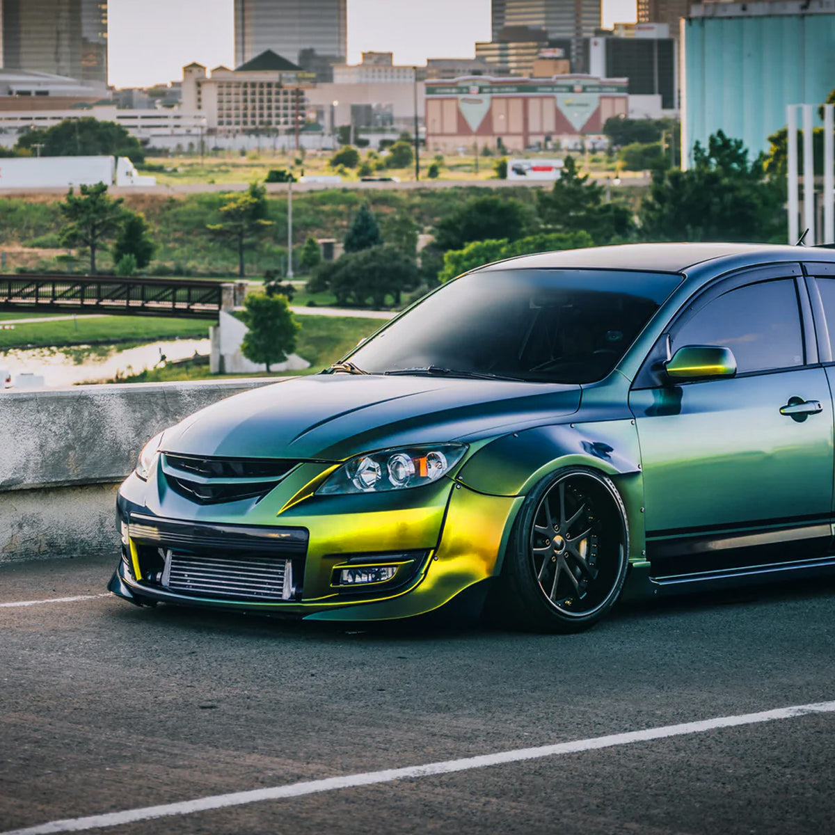 Spec-D 2004-2009 Mazda 3 4DR Projector Black Headlights MZ3044JM