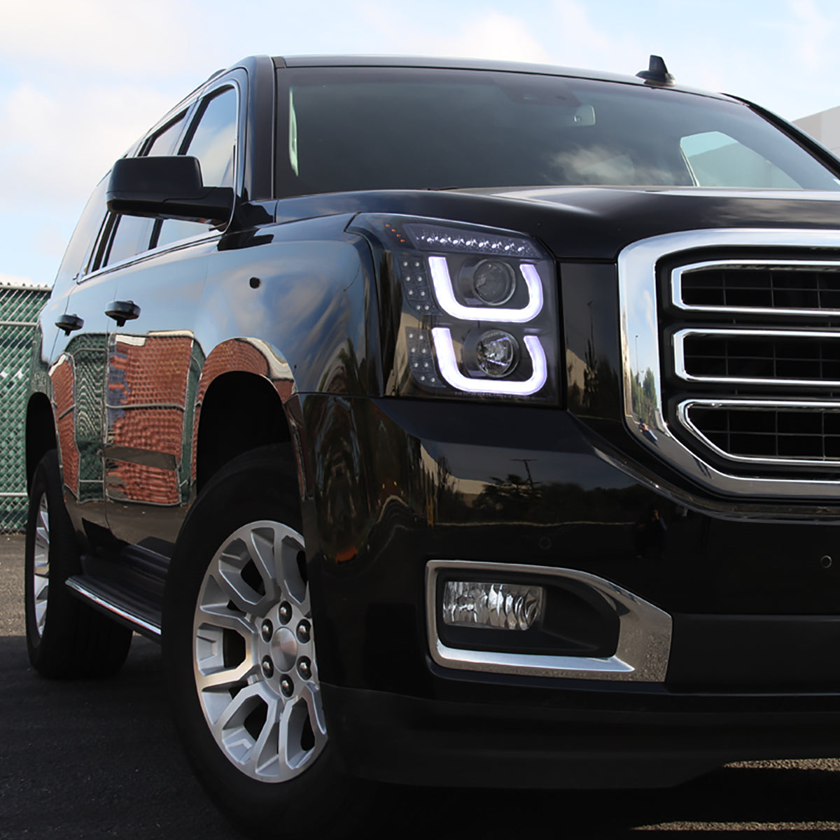 Spec-D 19 GMC Yukon XL black LED Projector Headlight 