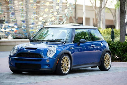 gold rims on mini cooper