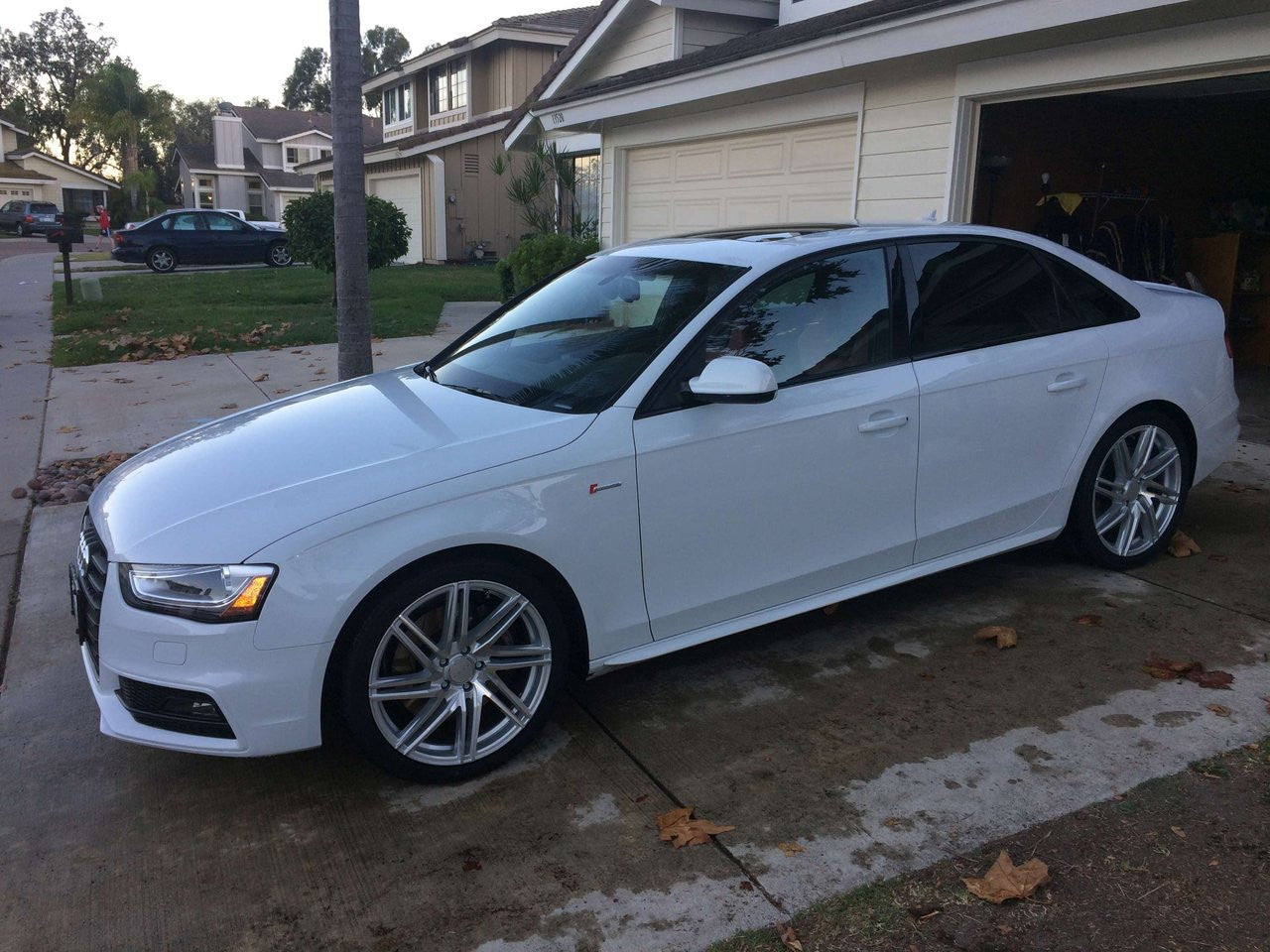 DR-70 on Audi S4 19x8.5 wheels