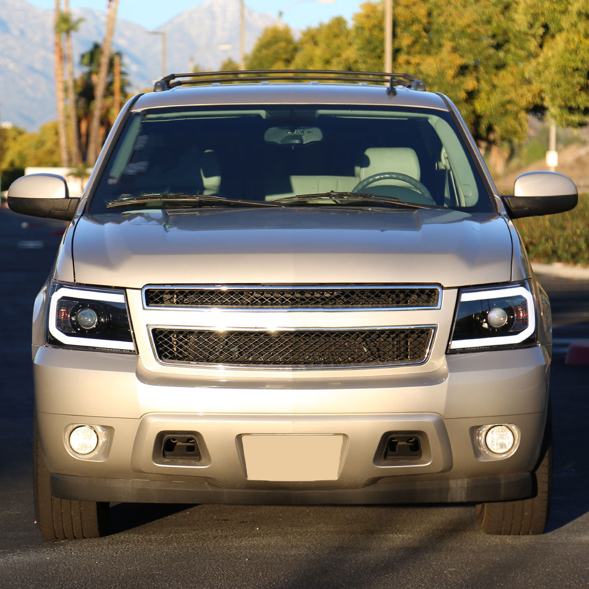 Spe-D 2007-2014 Chevy Avalanche Tahoe Projector Spec-D Headlights LED Bar Black