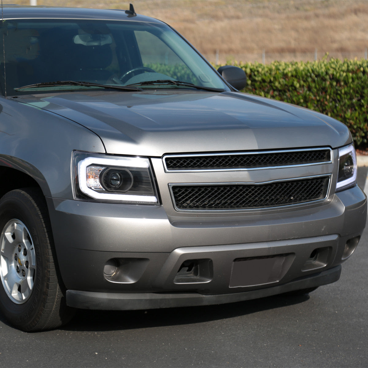 Spe-D 2007-2013 Chevy Avalanche Projector Spec-D Headlights Black Clear