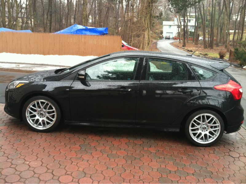 installed on Drag Dr-34 Wheels 17x7.5 5x100 5x114.3 Gunmetal Mach Lip Rims