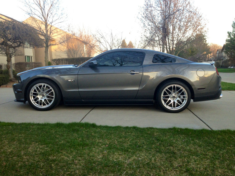 Displayed on Drag Dr-37 Wheels 20x10 5x114.3 Silver Rims