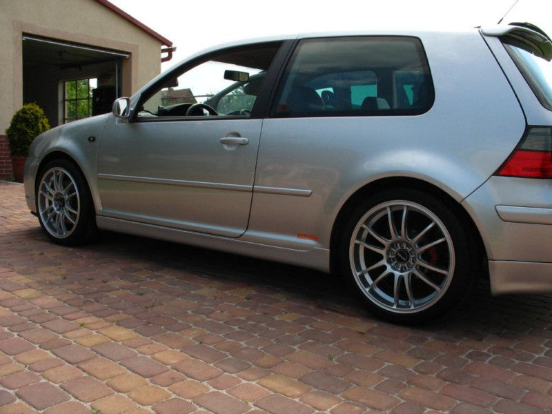 Showing the Drag Dr-38 Wheels 17x7 5x100 5x114.3 Silver Rims