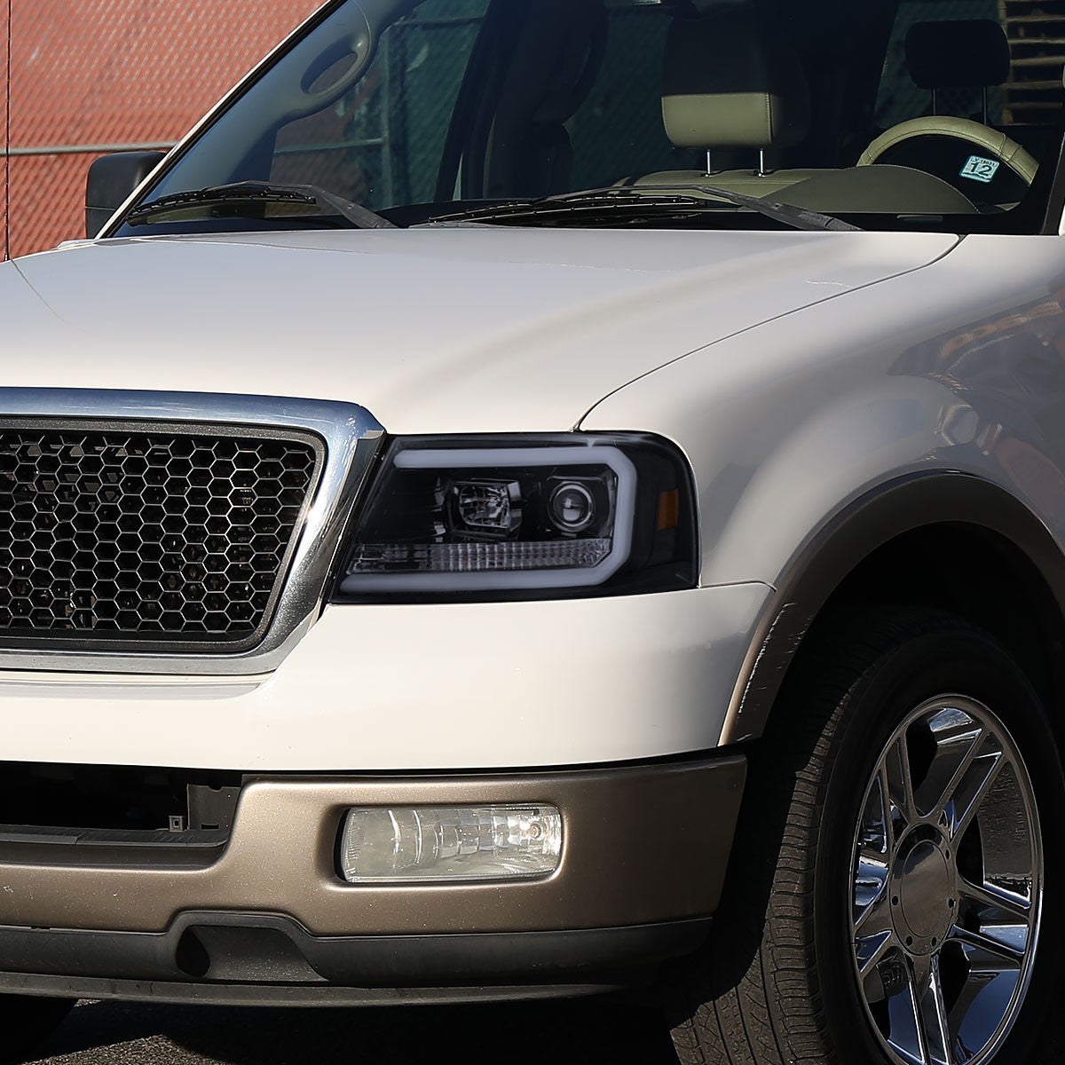 Spe-D 2004-2008 Ford F150 Projector LED Bar Spec-D Headlights Black Smoked