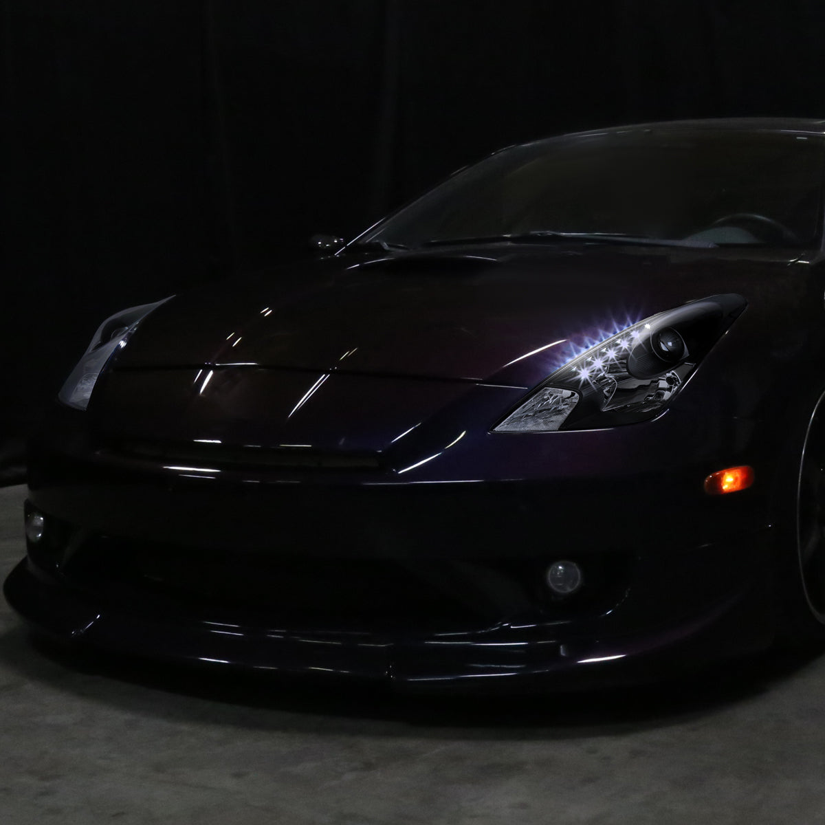 Spec-D 2000-2005 Toyota Celica Projector LED Black Headlights