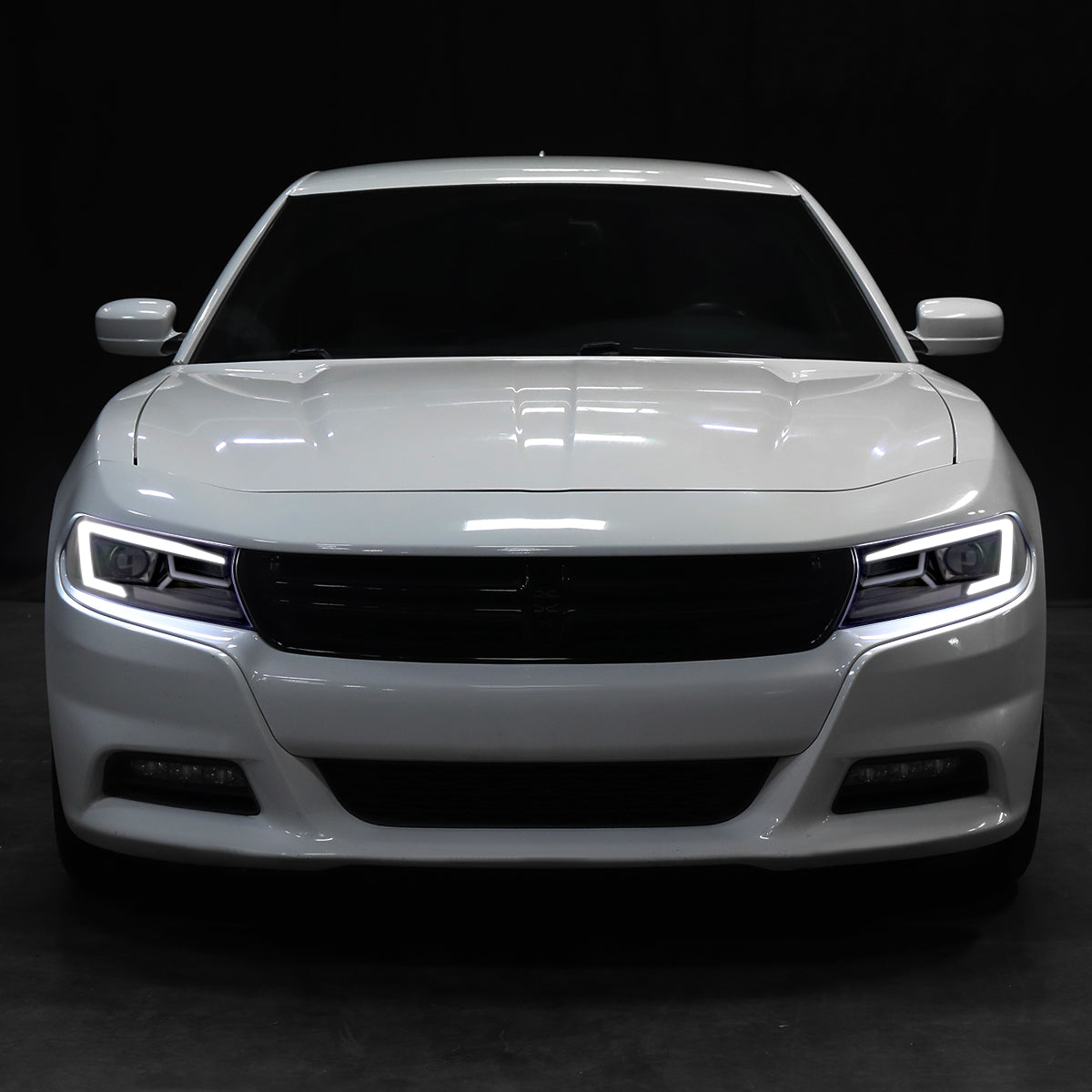 Spec-D 19 Dodge Charger Strip black headlights