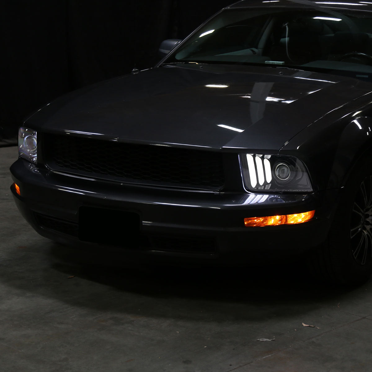 Spec-D 2005-2009 Ford Mustang LED Bar Projector J Black Headlights