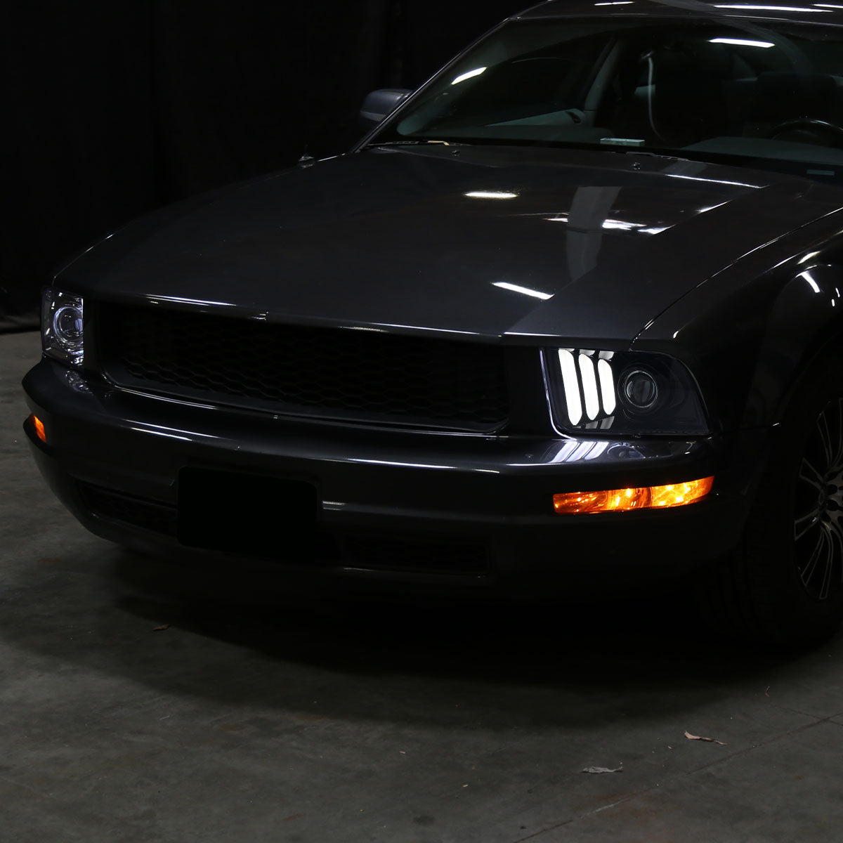 Spec-D 09 Ford Mustang chrome headlights