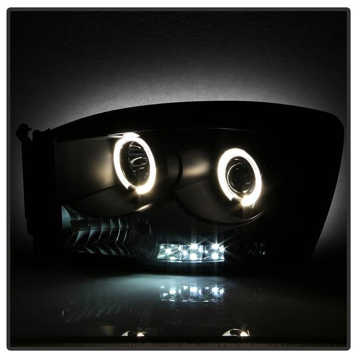 Spyder Dodge Ram 1500 06-08 Ram 2500 3500 06-09 Projector Headlights LED Halo installed Black