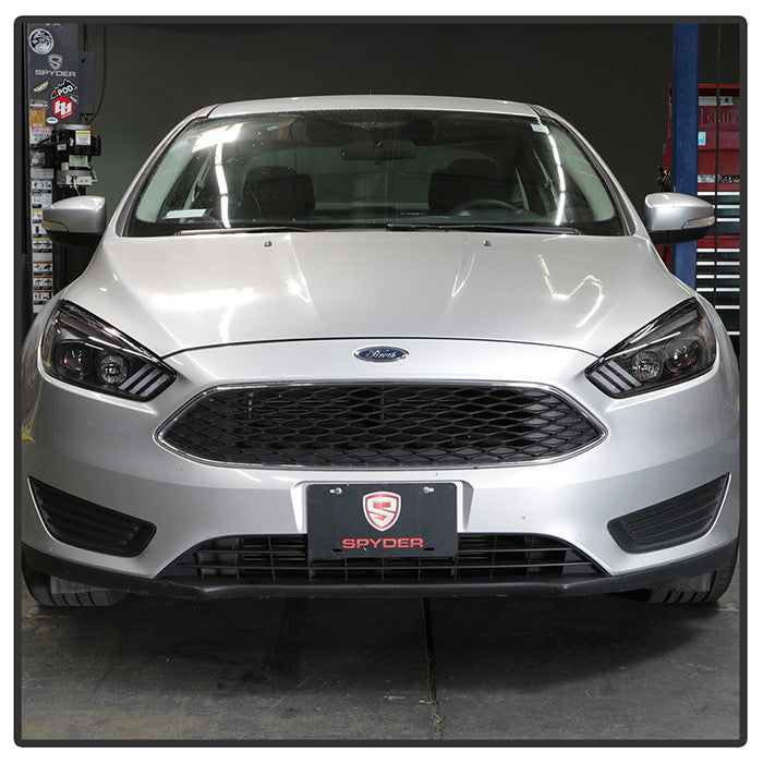 Spyder Ford Focus 15-18 Projector Headlights Sequential Signal Black installed