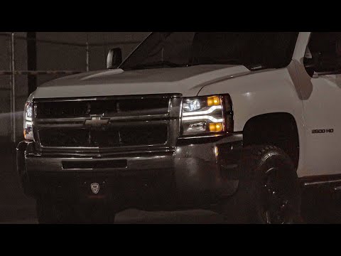 2007-2013 Chevy Silverado Platinum Series Headlight Showcase video