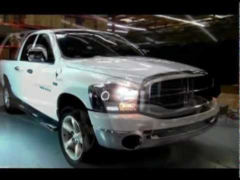 Spyder Auto Installation: 2006-08 Dodge Ram 1500 CCFL LED Halo Projector Headlights