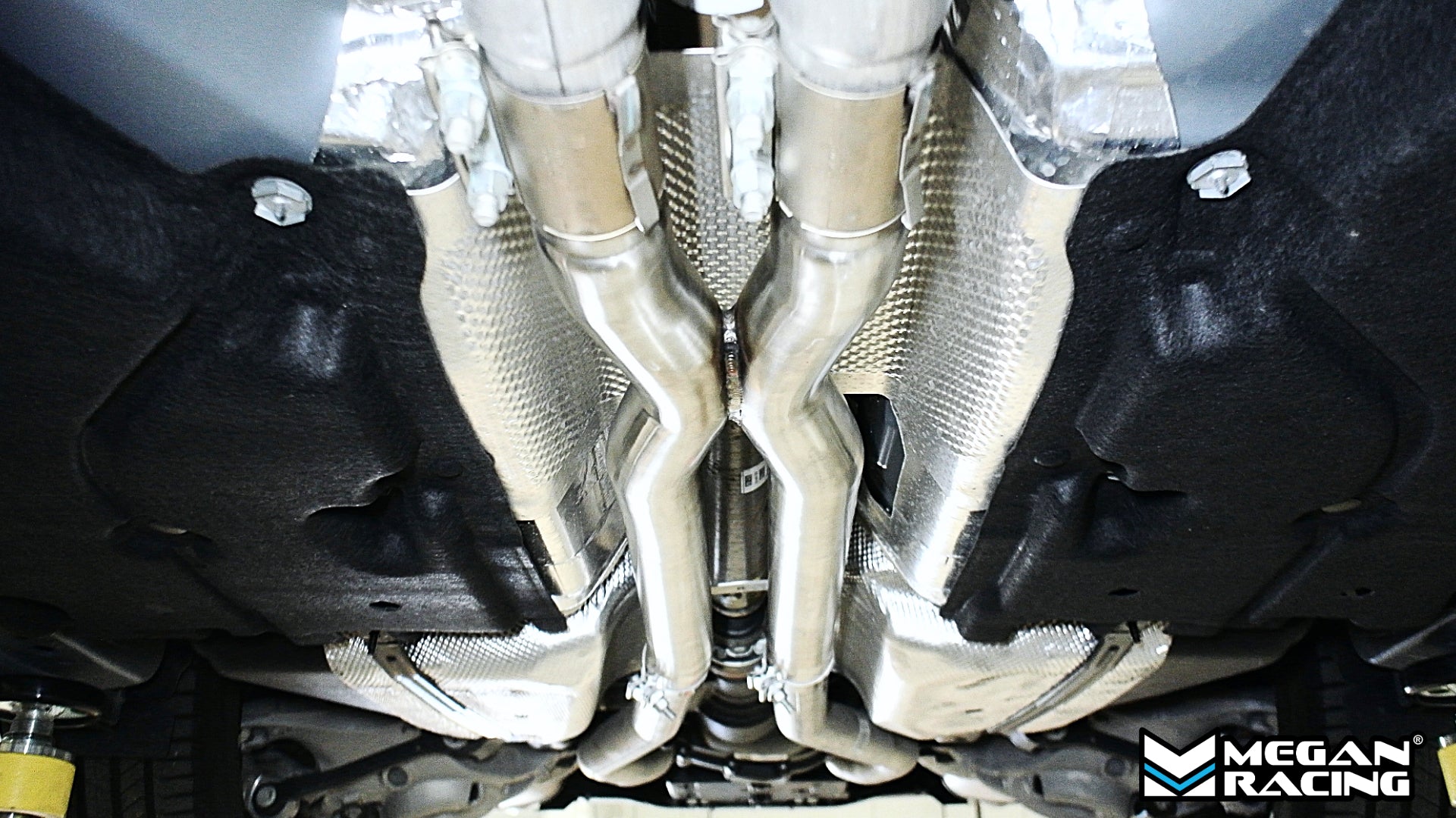 installed on Ford Mustang 15-23 / 2024+ (GT, Dark Horse) X-Pipe - 